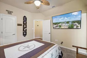805 Mallard Pointe Dr, Granbury, TX 76049 - Photo 20