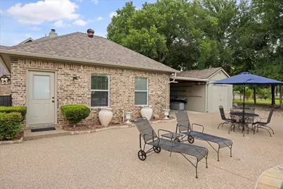 805 Mallard Pointe Drive, Granbury, TX 76049 - Photo 32