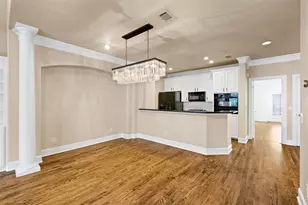 4133 Towne Green Cir, Addison, TX 75001 - Photo 8