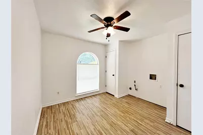 221 Connie Drive, DeSoto, TX 75115 - Photo 10
