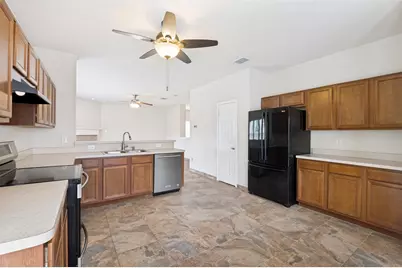 5891 Candlelight Lane, Grand Prairie, TX 75052 - Photo 10