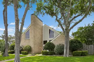 5 Chelsey Cir, Richardson, TX 75082 - Photo 2