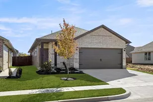 1713 Mdw Crst Dr, Aubrey, TX 76227 - Photo 2
