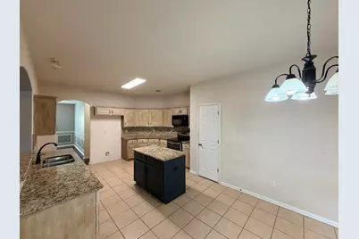 216 Flagstone Drive, Burleson, TX 76028 - Photo 12
