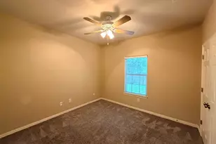 216 Flagstone Dr, Burleson, TX 76028 - Photo 16