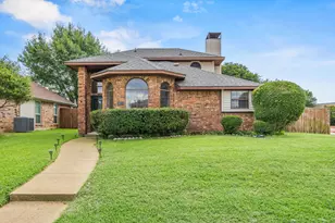 2060 Arbor Creek Dr, Carrollton, TX 75010 - Photo 8
