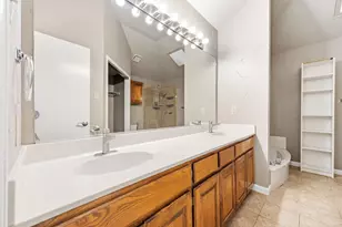 2060 Arbor Creek Dr, Carrollton, TX 75010 - Photo 16