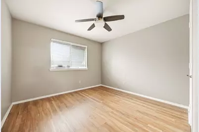2060 Arbor Creek Drive #B, Carrollton, TX 75010 - Photo 26