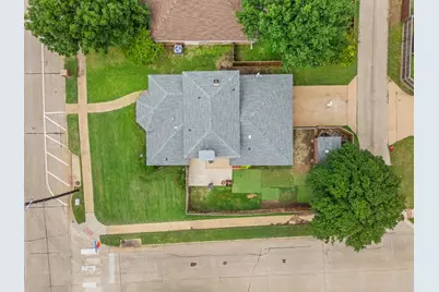 2060 Arbor Creek Drive #B, Carrollton, TX 75010 - Photo 30
