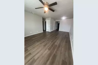 1104 Southmoor Drive #B, Arlington, TX 76010 - Photo 6