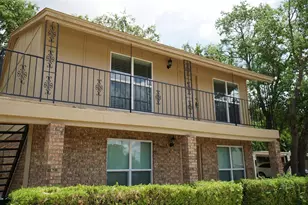 1104 Southmoor Dr, Arlington, TX 76010 - Photo 1