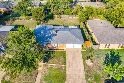 7501 Trimble Drive, Fort Worth, TX 76134 - Photo 6
