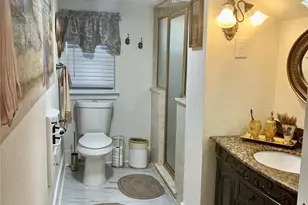 506 W Baylor St, Ennis, TX 75119 - Photo 8