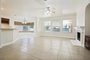 2471 Somervell Tr, Grand Prairie, TX 75052 - Photo 8
