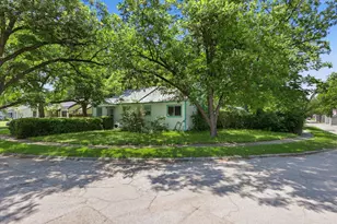 1111 Willow St, Grand Prairie, TX 75050 - Photo 26