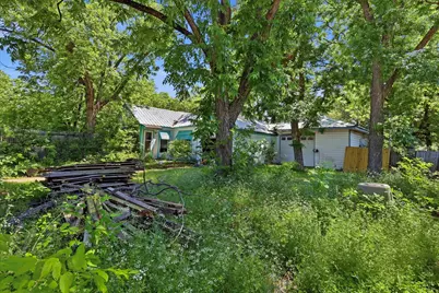 1111 Willow Street, Grand Prairie, TX 75050 - Photo 20