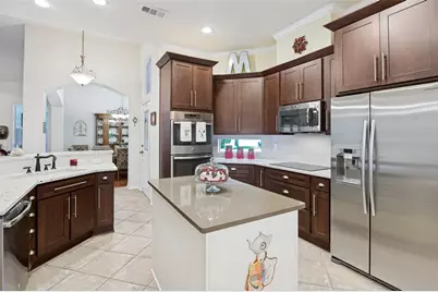 412 Hideaway Court, Euless, TX 76039 - Photo 10