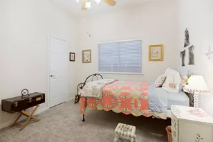 412 Hideaway Ct, Euless, TX 76039 - Photo 26