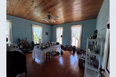 416 Shelbyville Street, Center, TX 75935 - Photo 14