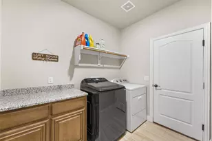 1114 Wrenwood Dr, Justin, TX 76247 - Photo 26