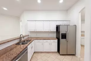 4617 Deal Dr, Fort Worth, TX 76135 - Photo 10