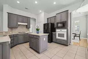 1729 Auburn Dr, Carrollton, TX 75007 - Photo 10