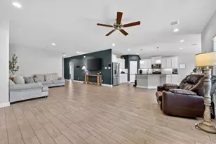 305 Sadie Ln, Burleson, TX 76028 - Photo 22