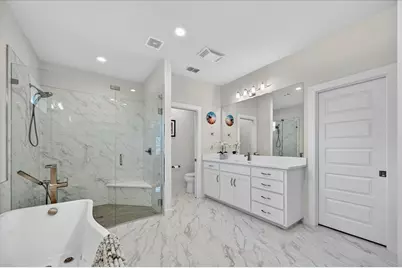 1018 Meadow Bend Loop N, Grapevine, TX 76051 - Photo 22