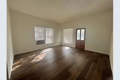 5611 Tremont Street, Dallas, TX 75214 - Photo 2