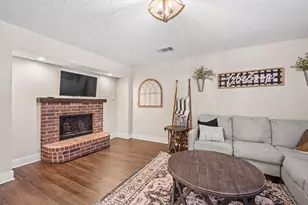 2056 Driskell Dr, Corinth, TX 76210 - Photo 16