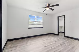 2802 Spring Valley Dr, Bedford, TX 76021 - Photo 16