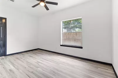2802 Spring Valley Drive, Bedford, TX 76021 - Photo 8