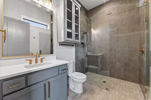 11028 Edgemere Rd, Dallas, TX 75230 - Photo 24