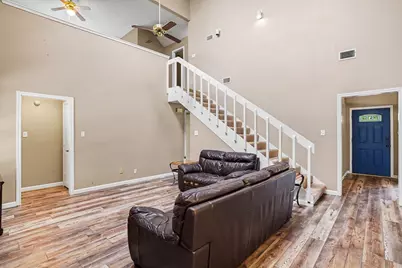 4917 Rockford Court, Arlington, TX 76017 - Photo 6