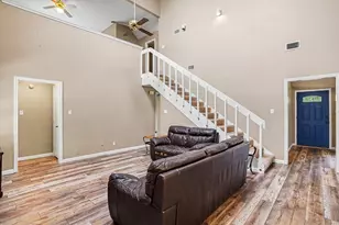 4917 Rockford Ct, Arlington, TX 76017 - Photo 6