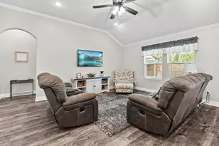 8003 Scott Ln, Greenville, TX 75402 - Photo 16