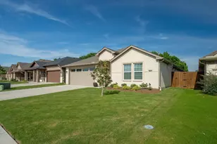 8003 Scott Ln, Greenville, TX 75402 - Photo 2