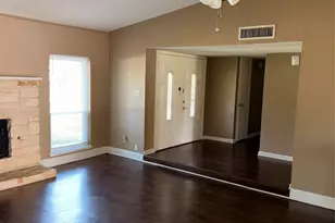 4625 Chalk Ct, Grand Prairie, TX 75052 - Photo 4