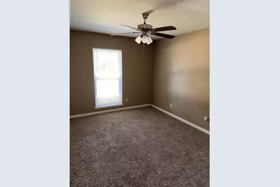 4625 Chalk Court, Grand Prairie, TX 75052 - Photo 16