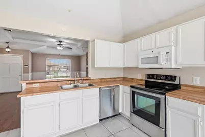 5722 Westchase Drive, North Richland Hills, TX 76180 - Photo 6