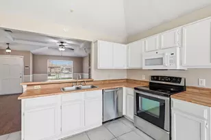 5722 Westchase Dr, North Richland Hills, TX 76180 - Photo 6