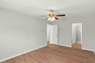 5981 Arapaho Rd, Dallas, TX 75248 - Photo 22