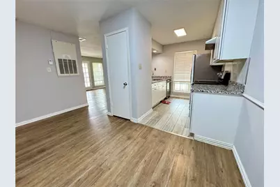 5981 Arapaho Road #304, Dallas, TX 75248 - Photo 4