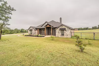 112 Oaks Springs Lane, Weatherford, TX 76087 - Photo 2