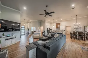 112 Oaks Spgs Ln, Weatherford, TX 76087 - Photo 14