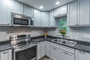 1010 SE 17th St, Mineral Wells, TX 76067 - Photo 6