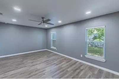 1010 SE 17th Street, Mineral Wells, TX 76067 - Photo 12