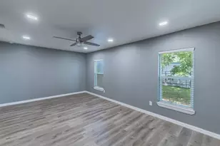 1010 SE 17th St, Mineral Wells, TX 76067 - Photo 12