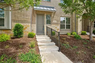 536 Ballustrade Dr, Irving, TX 75039 - Photo 2