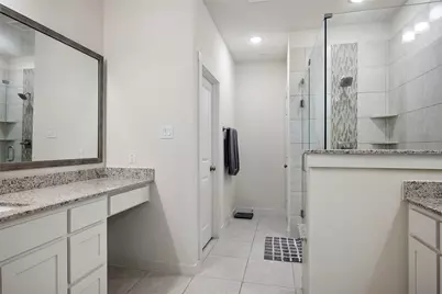 536 Ballustrade Drive, Irving, TX 75039 - Photo 22
